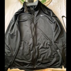 Nike Men's Lightweight Black Jacket  Size XXL